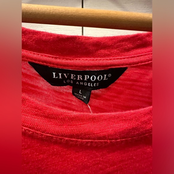 Liverpool Women’s Scoopneck Cap Sleeve Dolman Red Tee- size Large - Picture 3 of 6